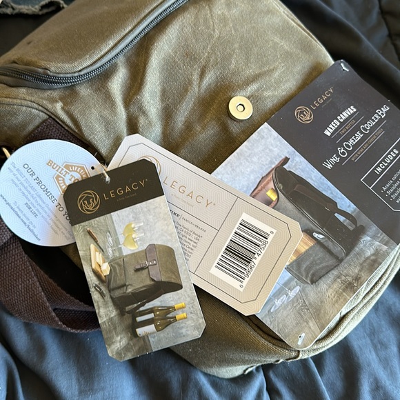 Wine and cheese cooler bag - Picture 2 of 5